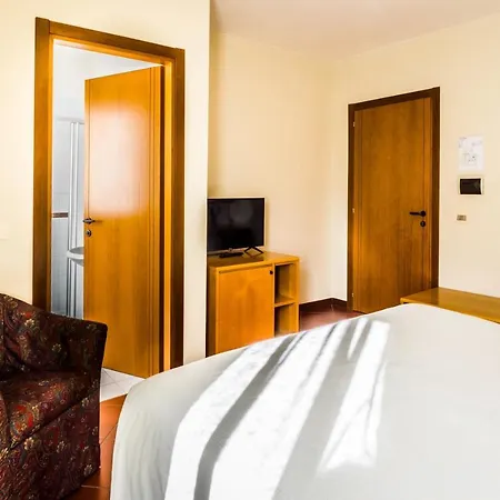 Al Vecchio Palazzo Hotel Casto Exterior photo
